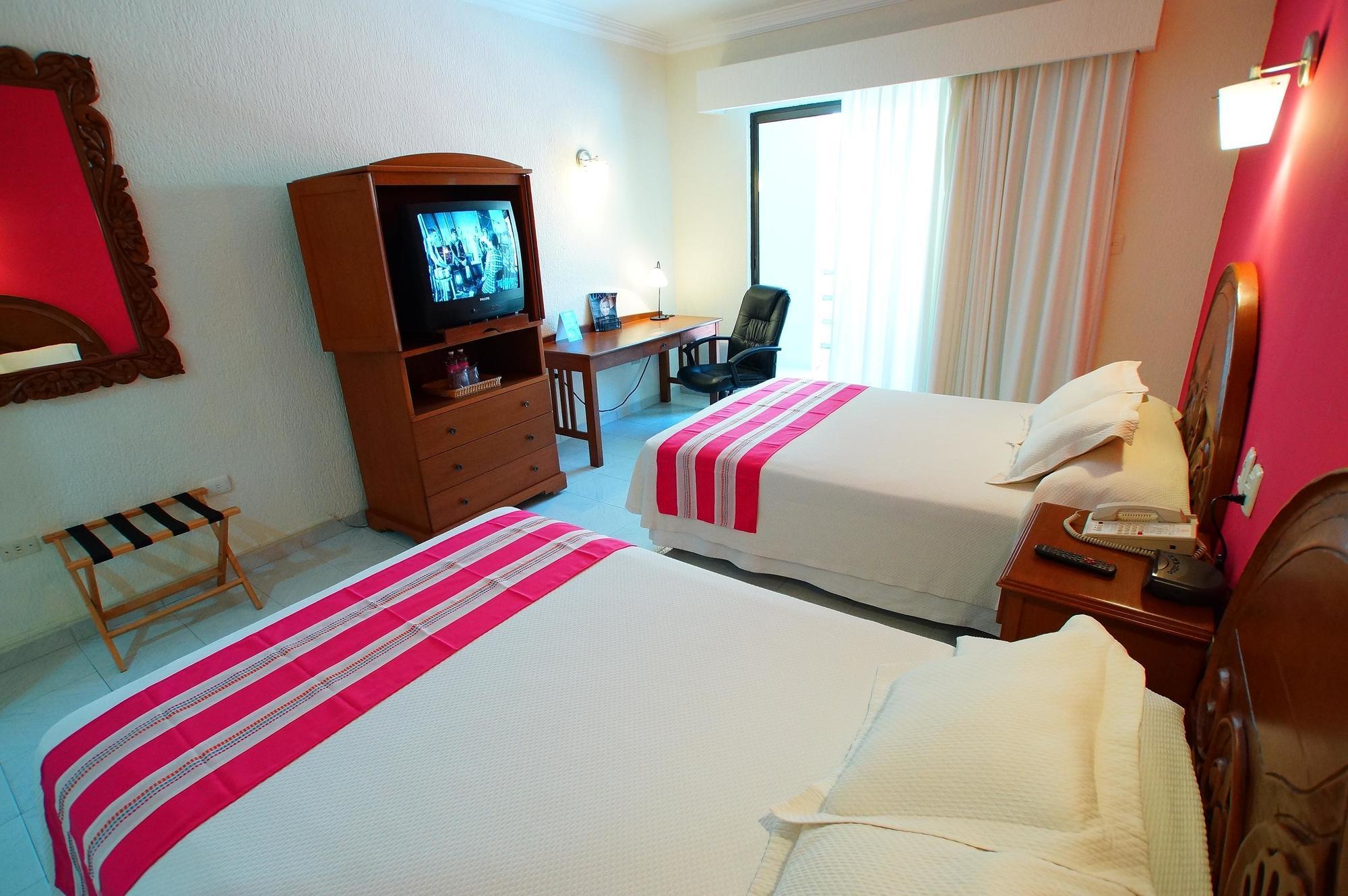 Hotel Margaritas Cancún Kültér fotó
