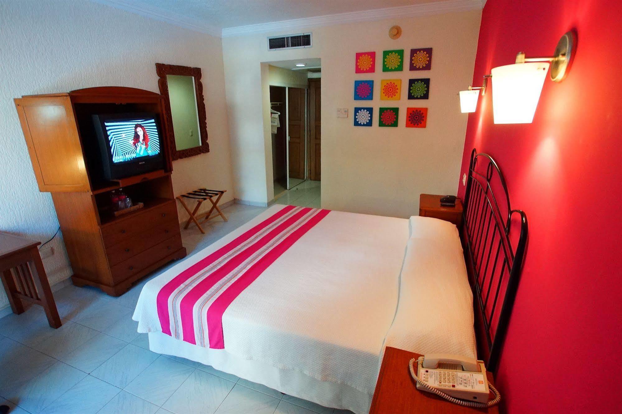 Hotel Margaritas Cancún Kültér fotó