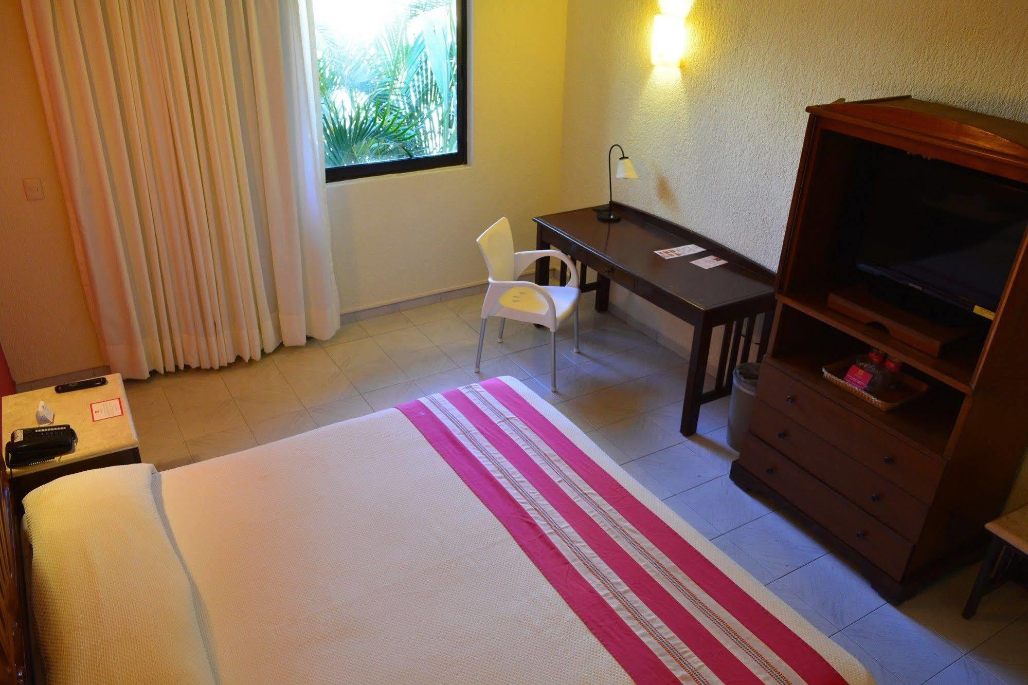 Hotel Margaritas Cancún Kültér fotó